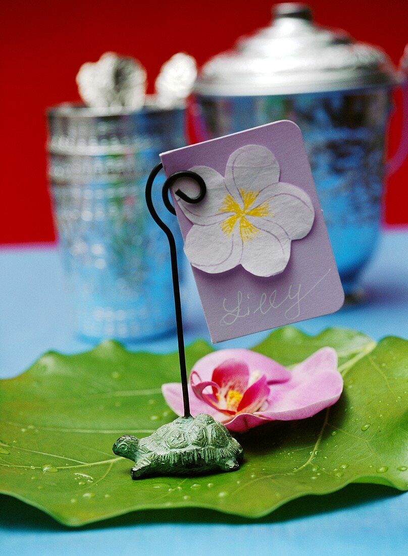 Place-card with flower for Thai meal