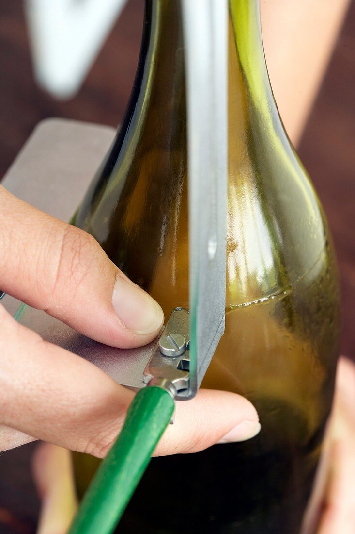 Cutting off a bottle neck