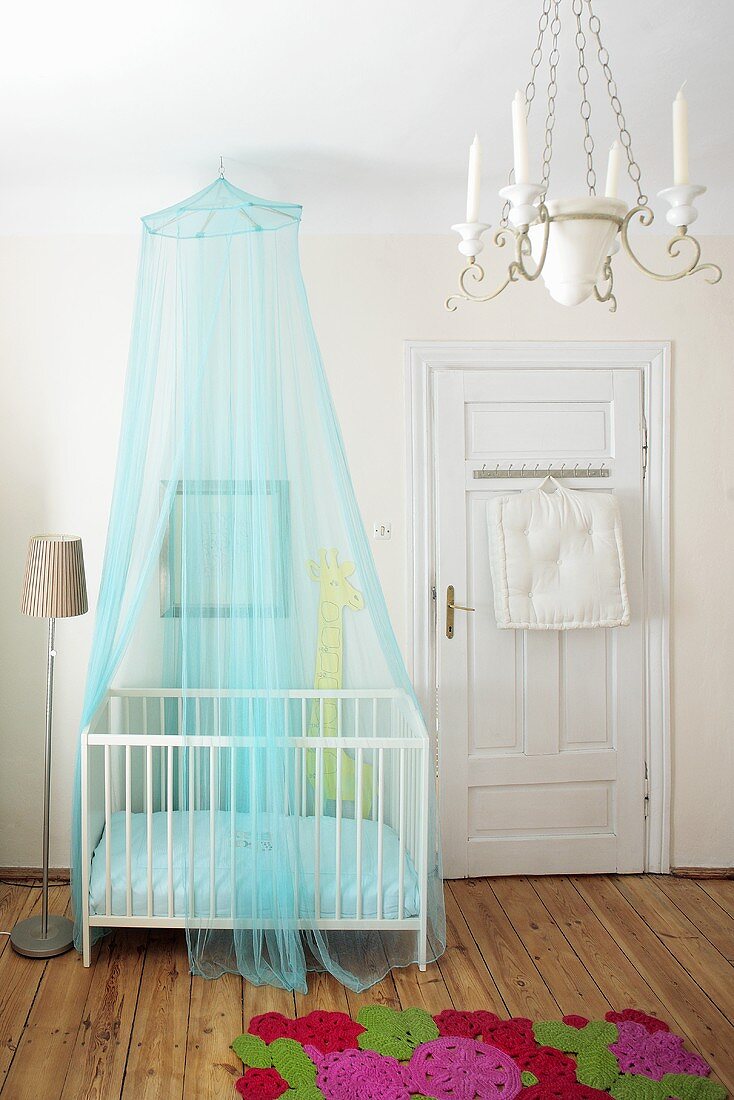A cot in a bedroom