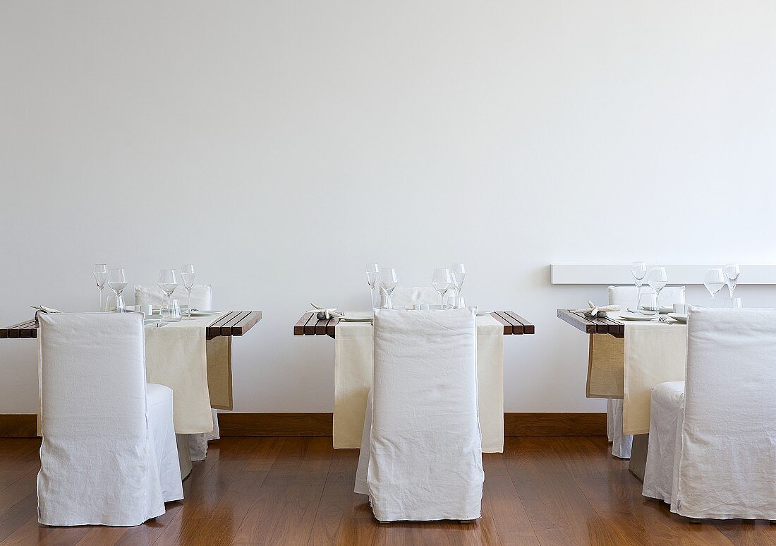 Laid tables in Hotel Casa Angelina (Praiano, Italy)
