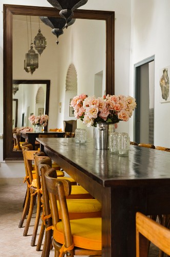 Dining Table Chairs With Yellow Seat Image 11200377 Living4a - Dining Table Cushions Dining Table Chairs With Yellow Seat Image 11200377 Living4a - Dining Table Cushions