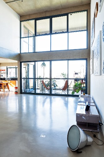 Hoher Raum Bilder – Interior Design-Fotos kaufen living4media