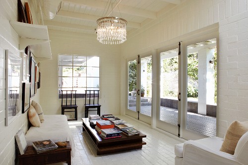 Weiß Getüncht Bilder – Interior Design-Fotos kaufen living4media