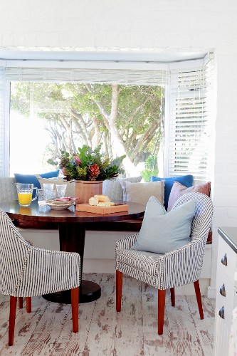 Fensternische Bilder – Interior Design-Fotos kaufen living4media