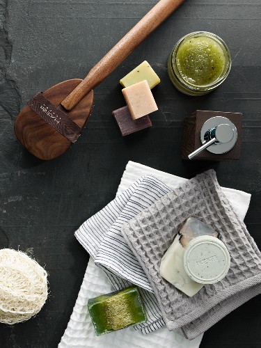 Seifenspender Bilder – Interior Design-Fotos kaufen living4media