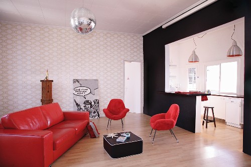 Minimalistisches Wohnzimmer Mit Roter Bild Kaufen 11089963 Living4media