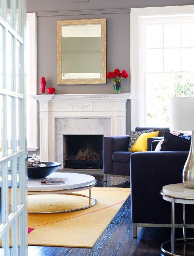 Chromgestell Bilder – Interior Design-Fotos kaufen living4media