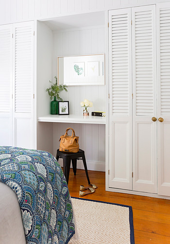 Lamellentür Bilder – Interior Design-Fotos kaufen living4media