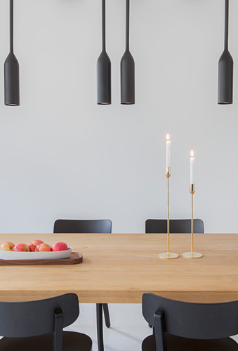 Black Pendant Lamps Above Dining Table Image 12424367 Living4media - Dining Room Pendant Light Black Black Pendant Lamps Above Dining Table Image 12424367 Living4media - Dining Room Pendant Light Black