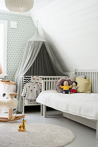 cot in bedroom