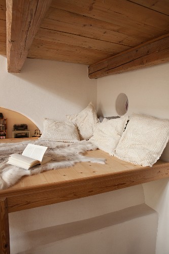 Kachelofen Bilder – Interior Design-Fotos kaufen living4media