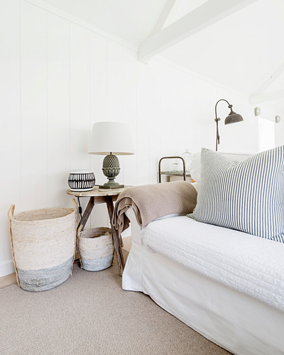 Korbtasche Bilder – Interior Design-Fotos kaufen living4media