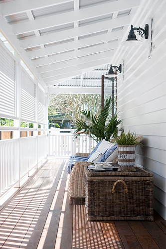 Holzveranda Bilder – Interior Design-Fotos kaufen living4media