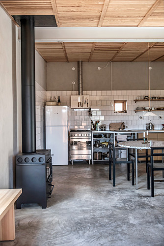 Ofenrohr Bilder – Interior Design-Fotos kaufen living4media