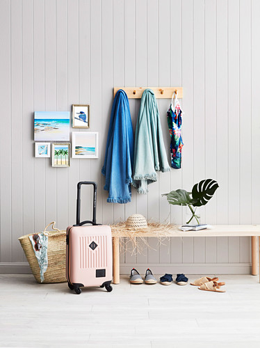 Korbtasche Bilder – Interior Design-Fotos kaufen living4media