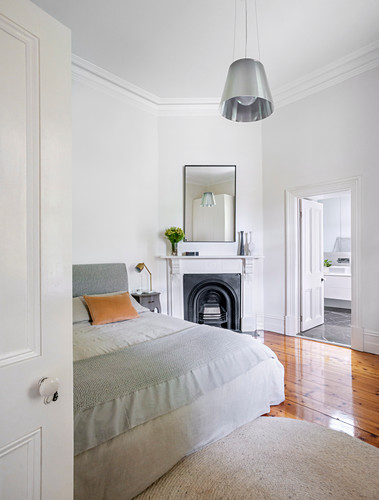 Eckkamin Bilder – Interior Design-Fotos kaufen living4media