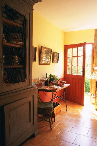 Küchentisch Bilder – Interior Design-Fotos kaufen living4media