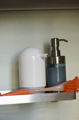 Seifenspender Bilder – Interior Design-Fotos kaufen living4media