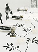 Table set in black and white
