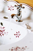 Detail Waschbecken und Armatur