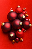 Christmas baubles of various sizes (red and yellow)