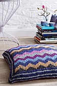 Floor cushion with knitted cover