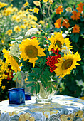 Blumenstrauß mit Sonnenblumen