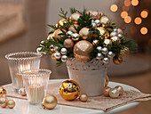 White-golden ball of Christmas balls, Pinus (pine)