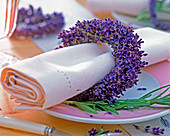 Lavandula (lavender), wreath as a napkin ring