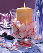 Kerze in Glas, Rosa (Rosenblütenblätter)