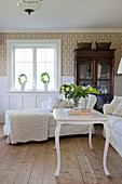 Classic, Gustavian-style living room