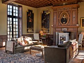 Grand living room in Château des Grotteaux