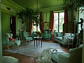 Antike Polstersessel, Sofa und Chaise Longue in grünem französischem Salon