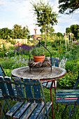 Seat at the cottage garden