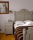 Gustavian bed and side cabinet in Mjolby, Sweden