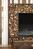 Aufbewahrungslösung für Brennholz