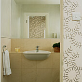 Bathroom with sandstone tiles