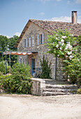 Stone step acces to Lotte et Garonne farmhouse  France