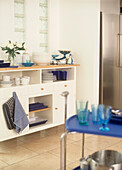 Kitchen in white and blue