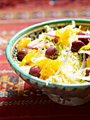 Couscous-Salat mit Orangen und Oliven Marokko Nordafrika
