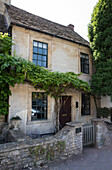 Denkmalgeschütztes Reihenhaus mit georgianischer Fassade in Wiltshire UK