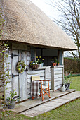 Artisan Easter in a thatched hut