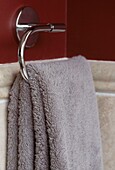 Hand towel rack