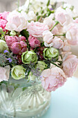 Romantic bouquet of roses (pink)