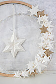 Star wreath with DIY paper stars