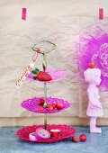 Cake stand made from stiffened doilies