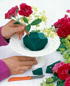Rose lady's mantle flower arrangement