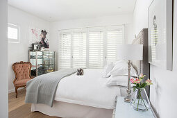 Elegant white bedroom