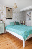 Polka-dot wallpaper pastel bedroom