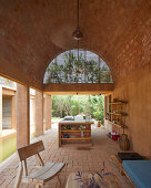 Offene Küche mit Gewölbedecke in der Casa Volta